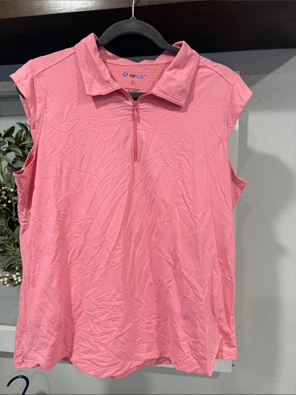 IBKUL women’s size XL pink shirt EUC